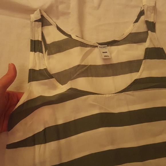 Old Navy tank top - Picture 2 of 4
